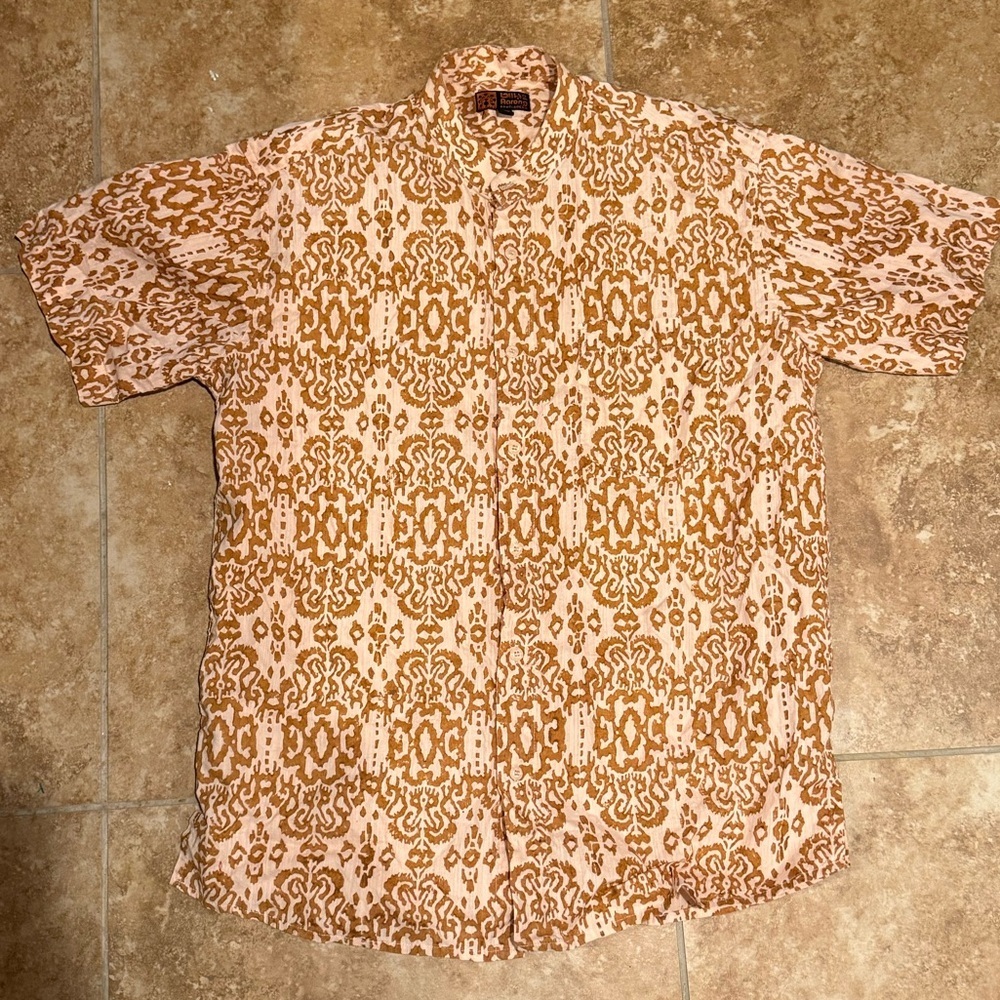 Island Aloha Patterned Button up Size XL